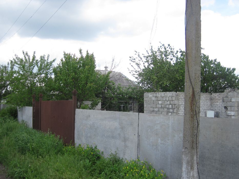 Продам Свой Дом в Партизанском. 15 км. до г. Днепр . Участок 40 соток.