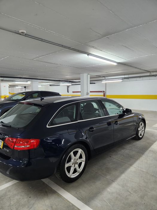 A4 Avant Sport motor 2.0 170cv nacional impecável de tudo com o livro de revisões Aceito retoma