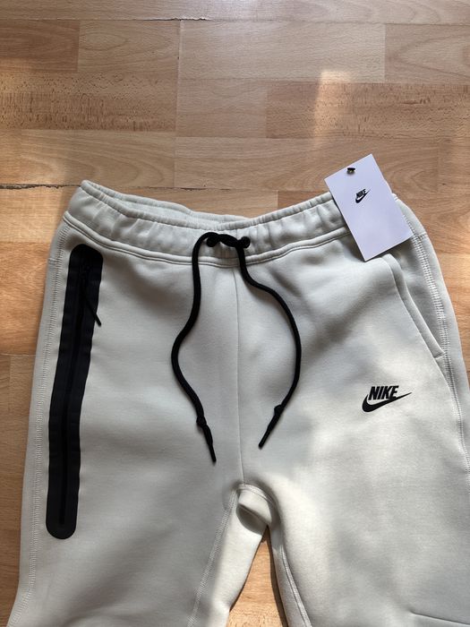 Nike Tech Fleece Dres Sportowy