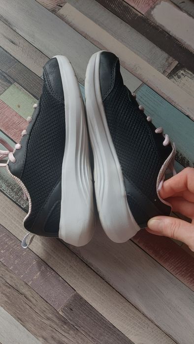 Кросівки на дівчинку Sketchers 29 р. 20 см.
