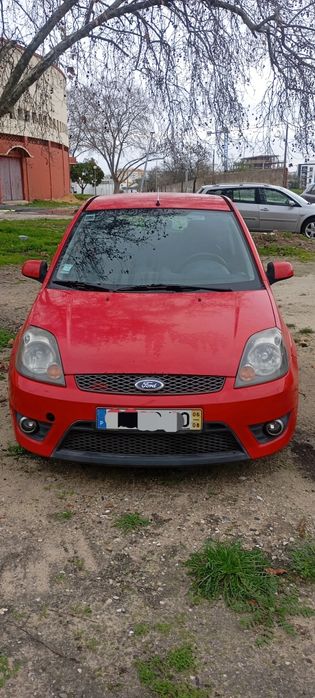 Ford fiesta 1.2 gasolina AC