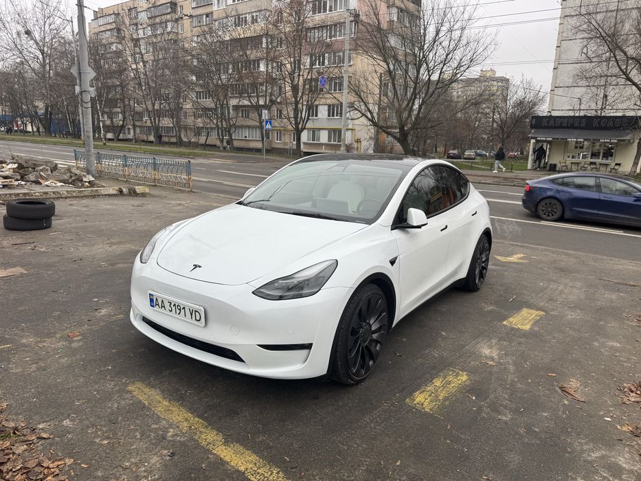Продам Tesla Model Y Performance 2022рік 82квт