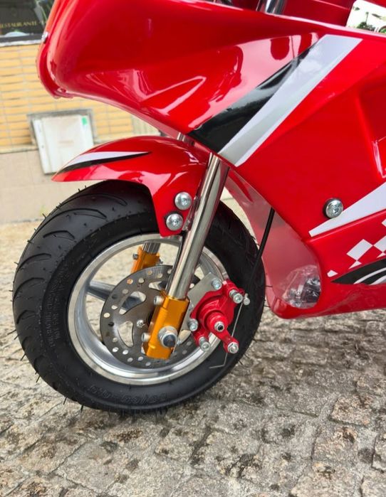 Motinhas para crianças gasolina. entrego