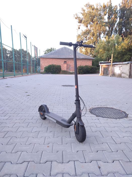 Mi Xiomi Scooter Essential