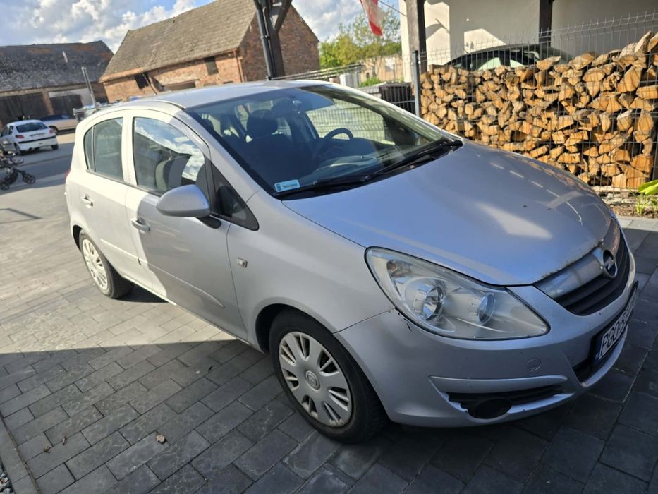 Opel Corsa 1,2 benzyna