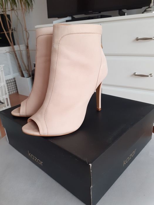 Botki Kazar w kolorze beżu, 37