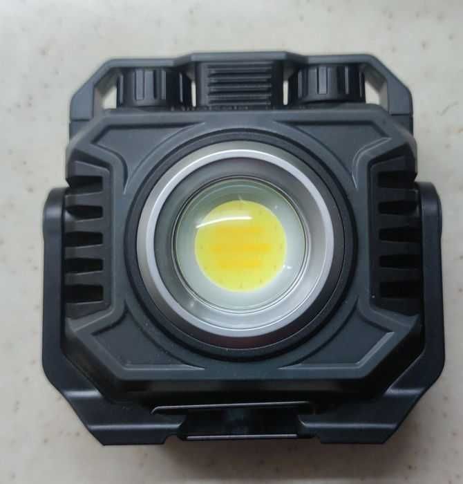 Фонарь kxk-786 (он же LiitoKala Lf-786)