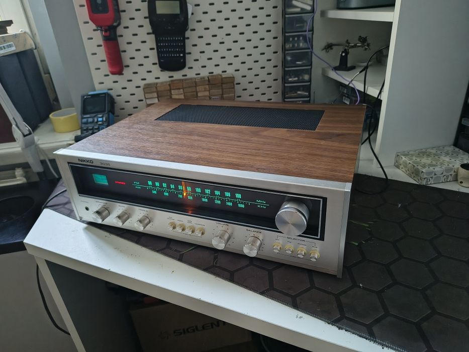 Amplituner nikko 3035