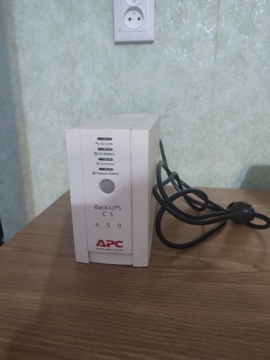 Продам ИБП АРС 650