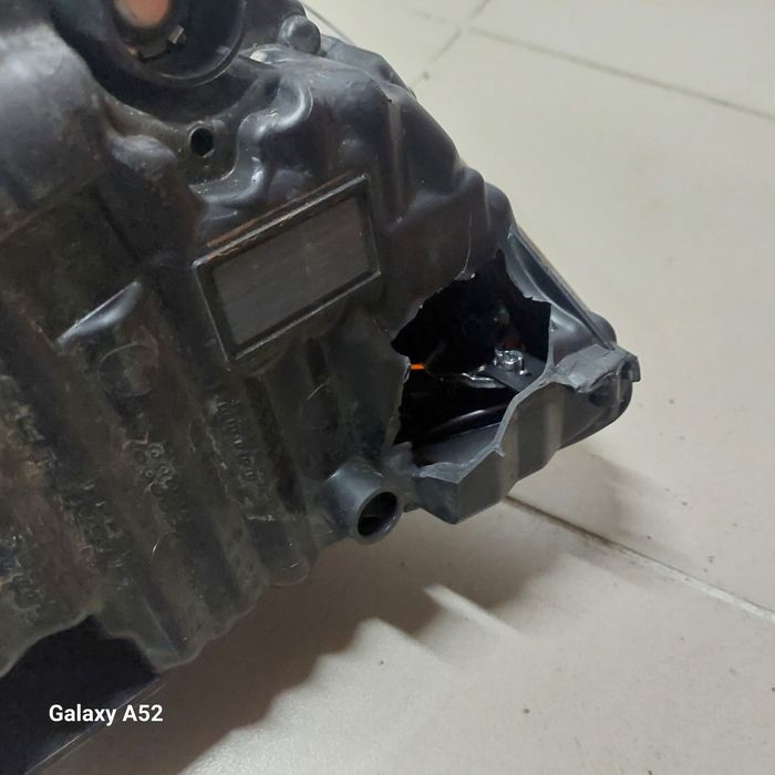 ФОРД ЕДЖ. Фара ліва