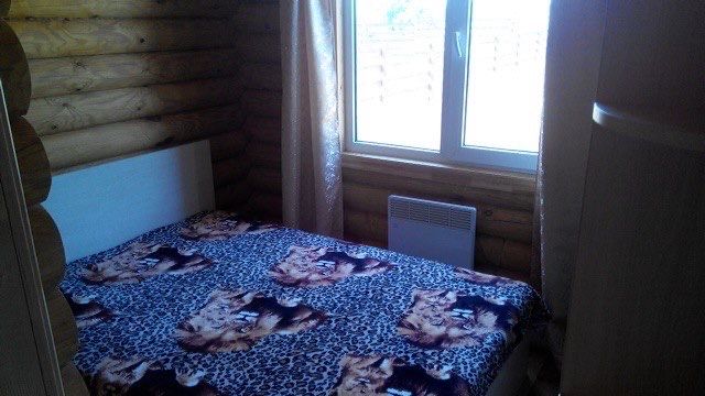 Будинок-дача зі зрубу