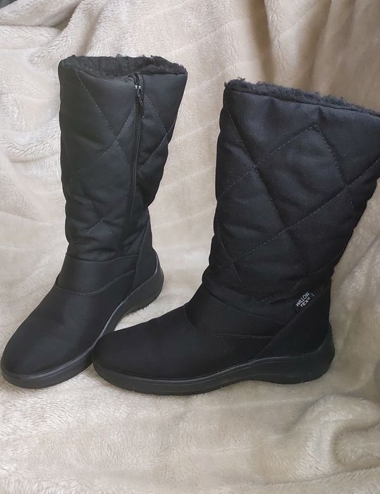 Сапожки  с мембраной ,стелька 25,5 см