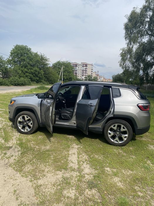 Автомобіль Jeep Compass 2018 2.4 бензин