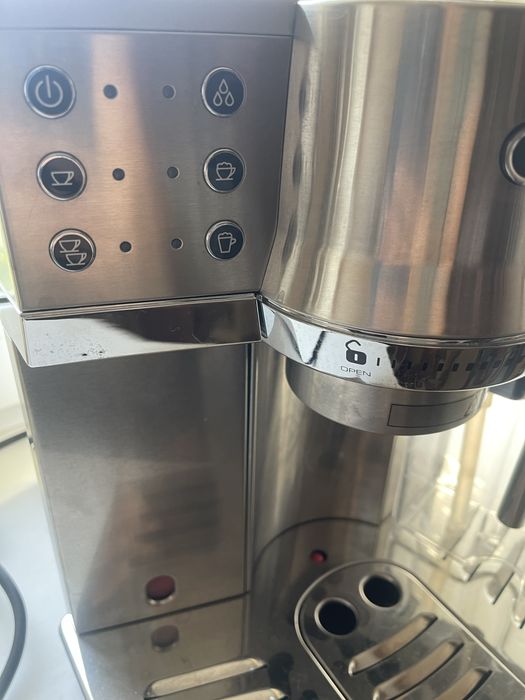 Кофеварка DeLonghi EC 850.M