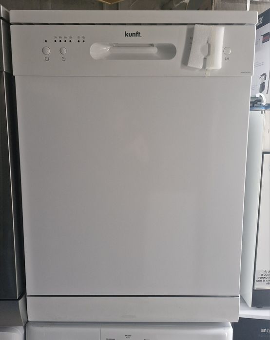 Máquina de lavar loiça kunft  branca