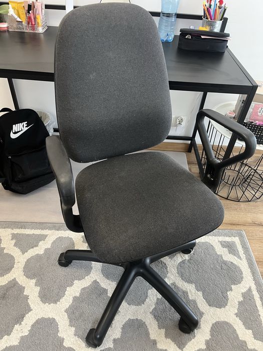 fotel biurowy grafitowy
