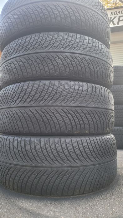 255 45 20/235 50 20 Michelin Pilot Alpin 5