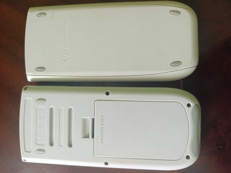 Calculadora TI-84 Plus Silver Edition