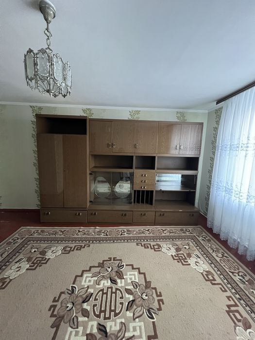 Оренда 1-к квартири / Крошня/ довгостроково