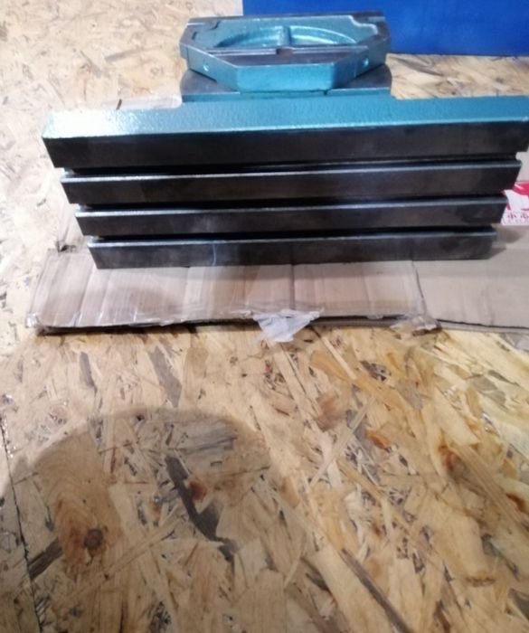 Фрезерный поворотно глобусный стол