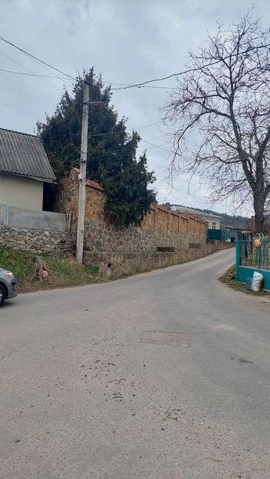 Продам будинок. Вул.Грушевського,27.