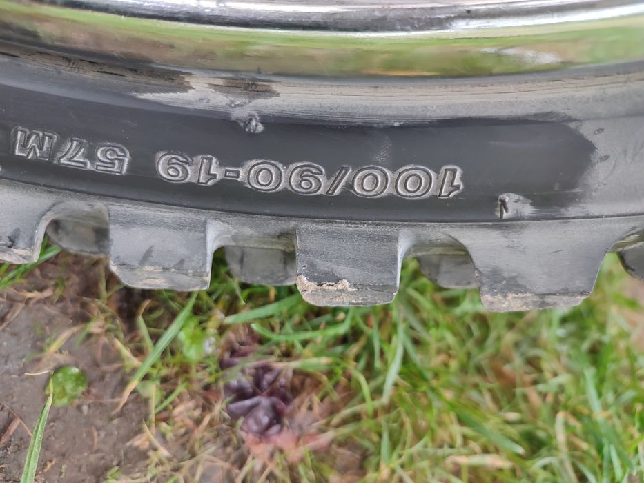 Продам  мото резину Bridgestone