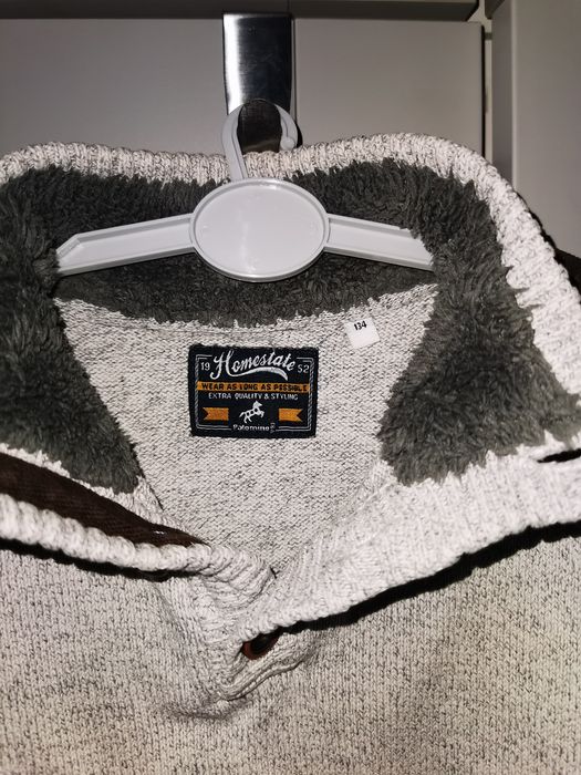 Sweter szary chłopięcy