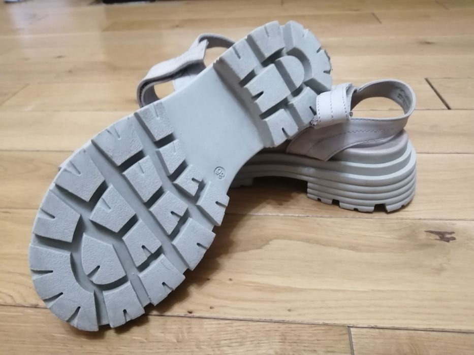 Marco Tozzi Sandały platforma skóra 36 22,5cm