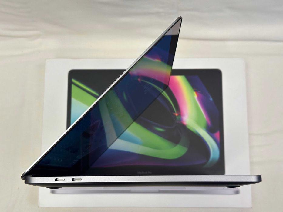 MacBook Pro M 13’ 2020р. 8/500Gb, 99% батарея