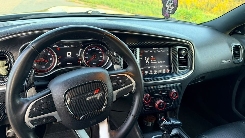 DODGE CHARGER 5.7 375 KM R/T 2017r LPG.