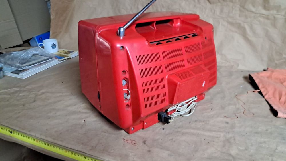 telewizor turystyczny prl