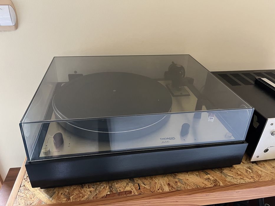 Gira discos Thorens TD 147 Jubilee