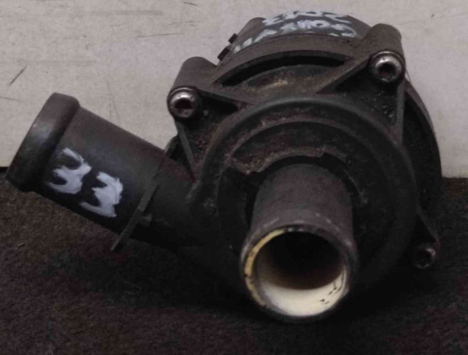 Bomba Água Adicional 5Q0965567 - VW GOLF VII
