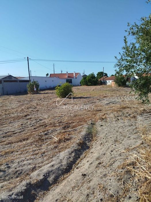 Terreno Urbano de 1.415m² – Vale da Pedro, Cartaxo