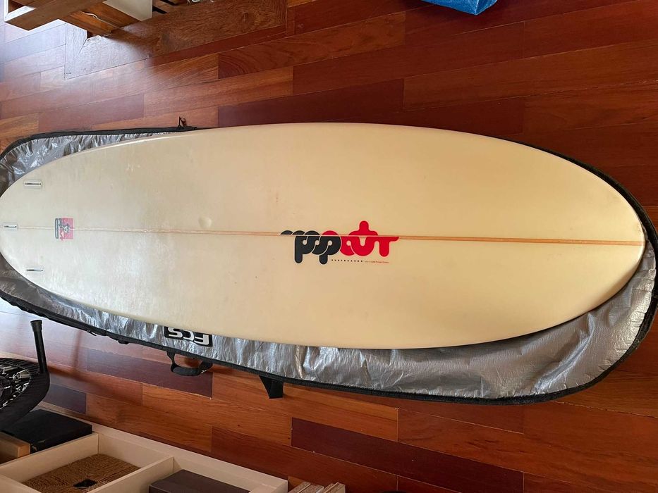 PRANCHA SURF MALIBU POPOUT (BOARDCULTURE) 7.6 tri fin a precisar de um novo dono!