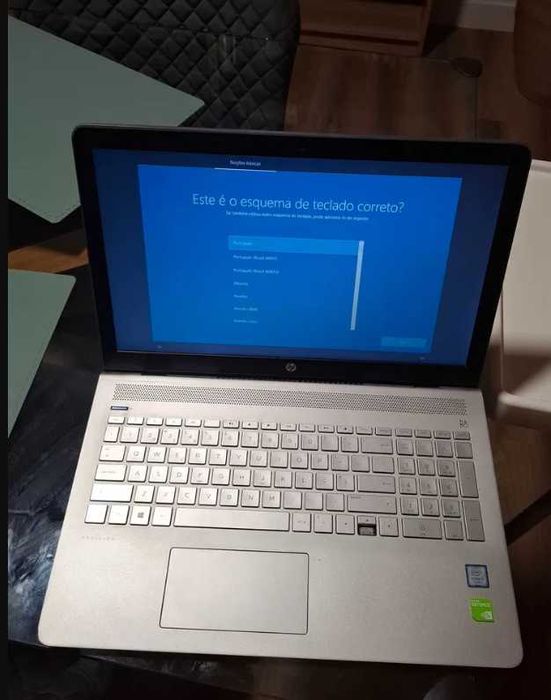 PORTATIL HP Pavilion 15-cc504np