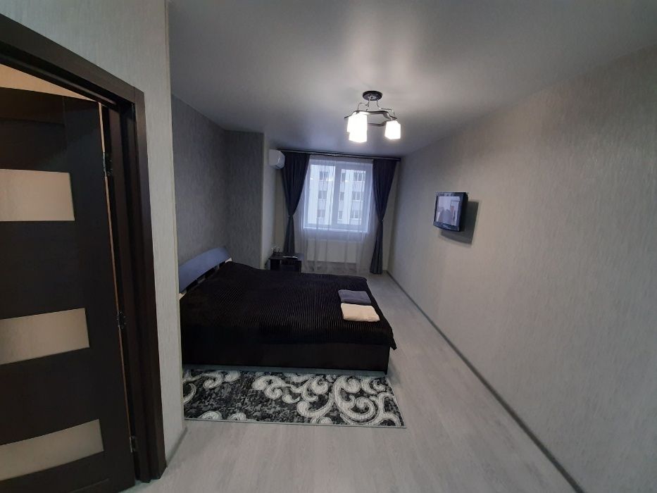 Очень теплая! Новострой. Масельского. Феникс(рядом) Почасово, Посуточн