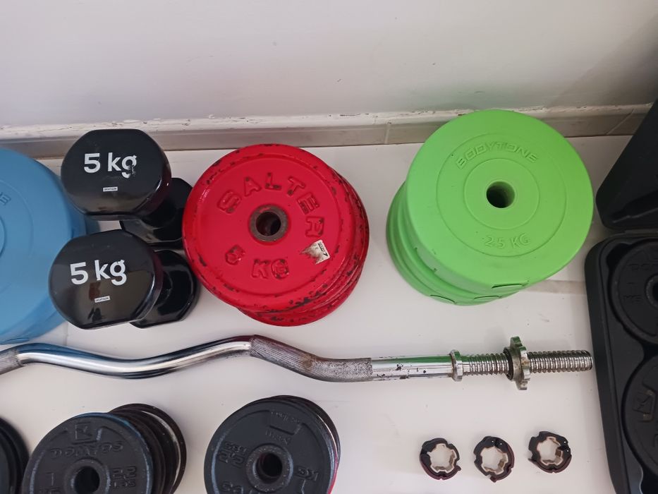 Material de musculação impecável