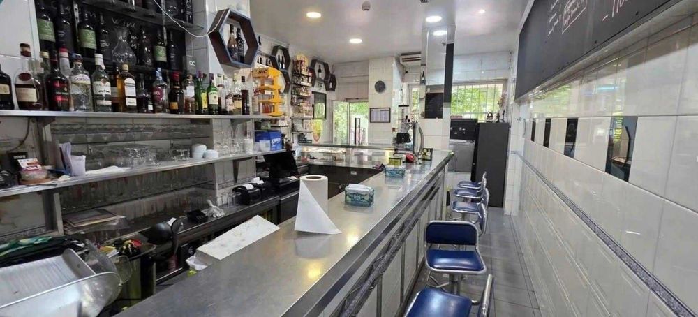 TRESPASSE DE RESTAURANTE EM ALVALADE - PROJECTO A FUNCIONAR