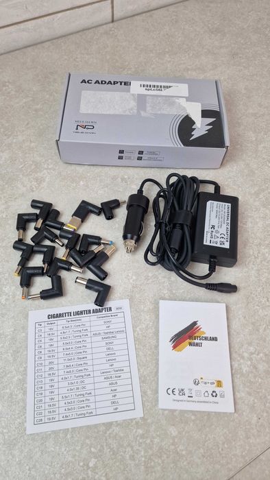 Uniwersalny zasilacz samochodowy 90w hr-dc6590w 16 końcówek do laptopa