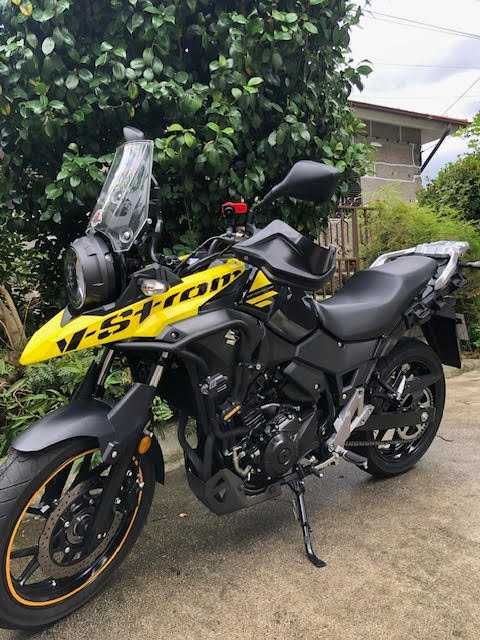 Moto Suzuki V STROM 250