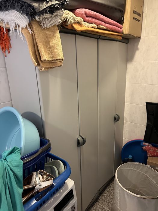 3 armários para arrumos dispensa ou lavandaria