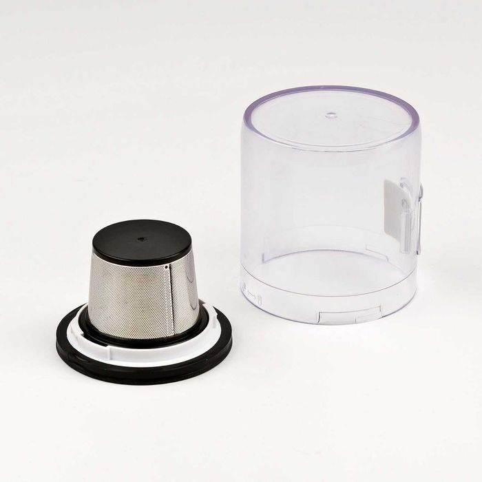 Girmi - usuwa do 99% alergenów i bakterii Sterylizujące światło UV.