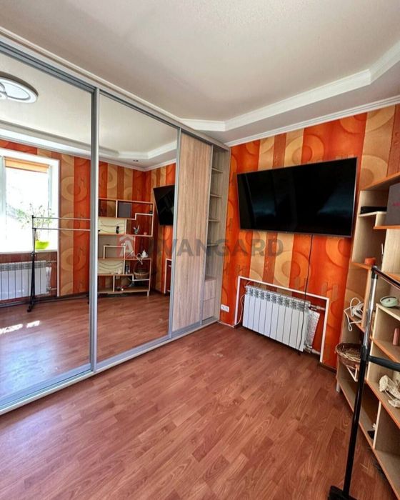 Кв.2х.к.перший поверх,дніпровський р-н,Сергія Синенка9.