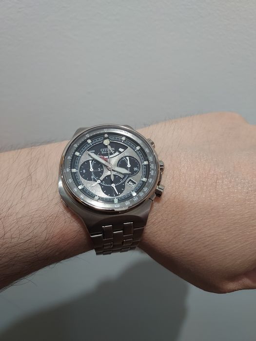 Fantastico CITIZEN Eco-Drive Titanium
