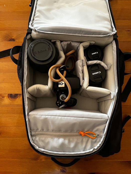 Canon 2000D + Acessorios + Lentes + Mochila