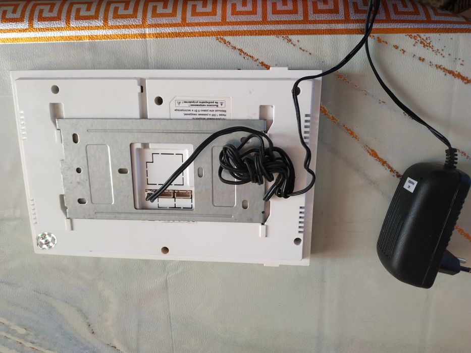 Видеодомофон, рабочий, в плёнке.