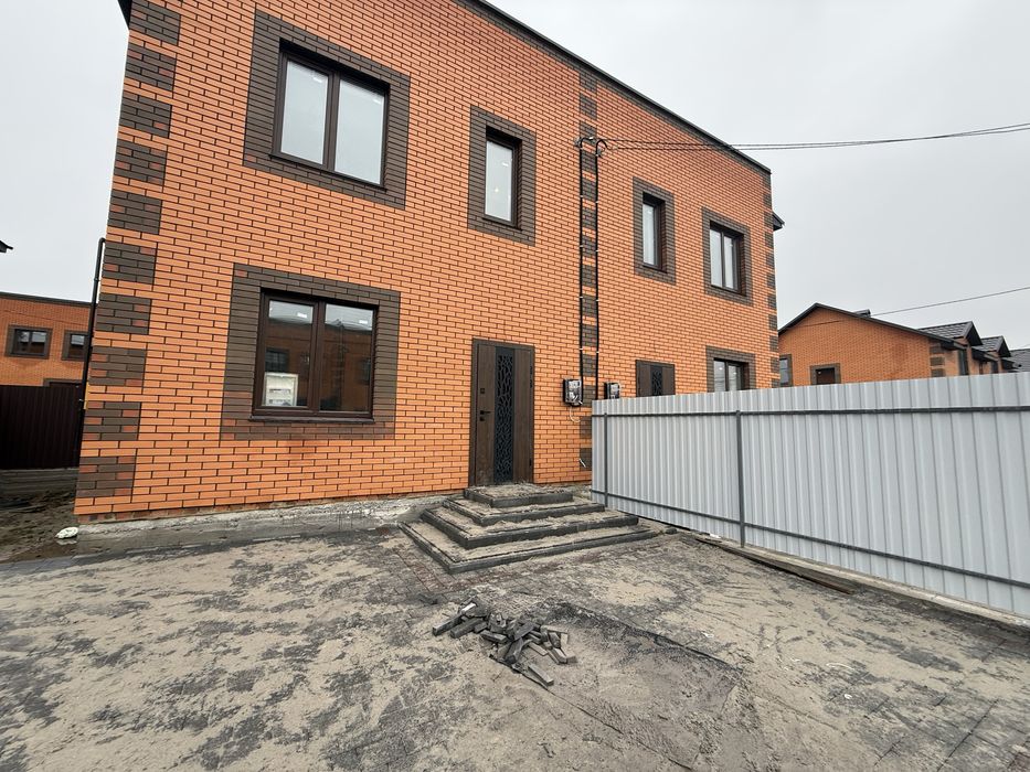 Продам Танхаус з ремонтом