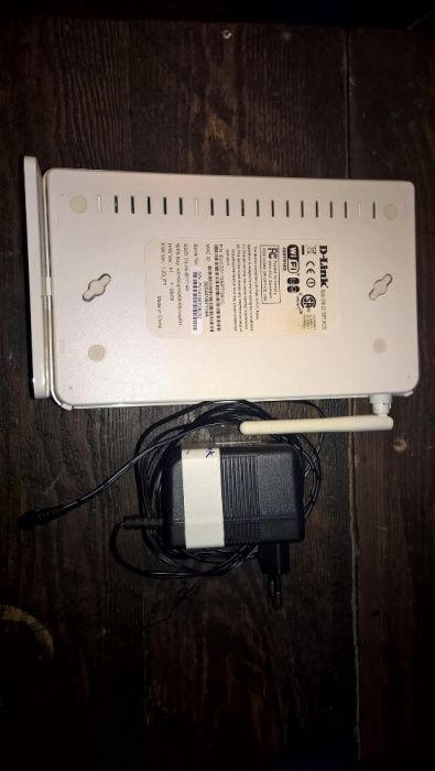 Monitor, router, modem
