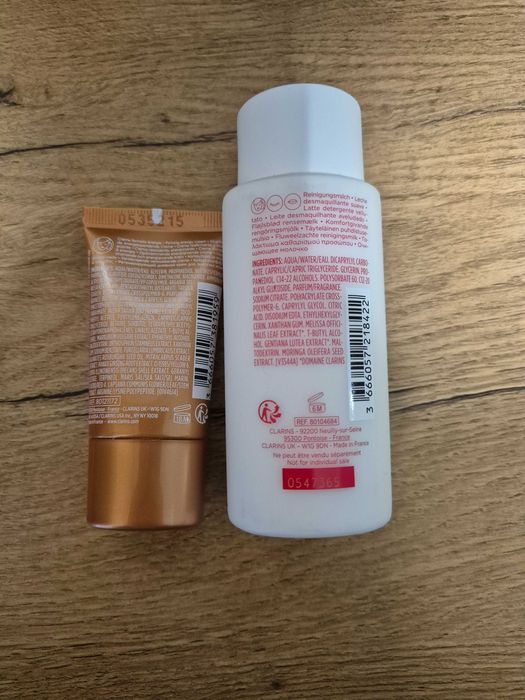 Clarins Extra Firming + Velvet Cleansing Milk